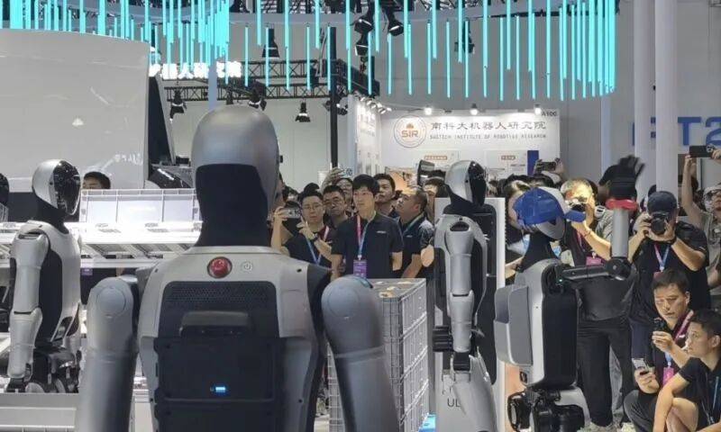 人形機器人賽道風起云涌 優必選獲10億美元融資，智能研發駛入快車道